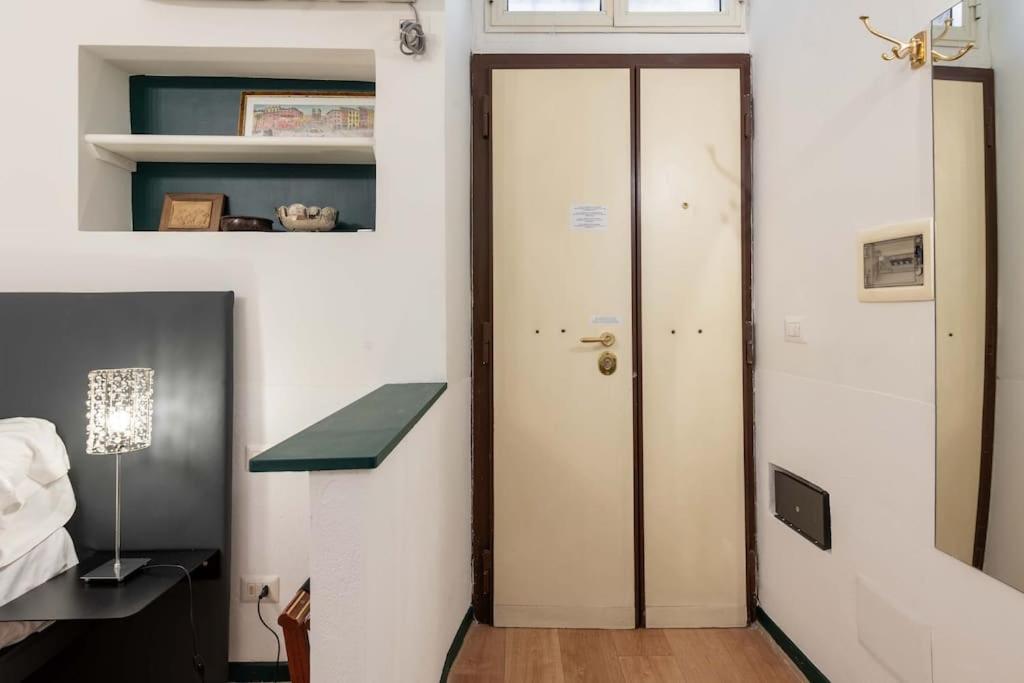 Old Trastevere Studio Рим Екстер'єр фото